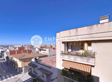 última planta sin vecinos arriba, a un paso del mar