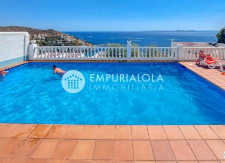 Casa 86 m² dans roses (canyelles) sur 600 mètres de la mer