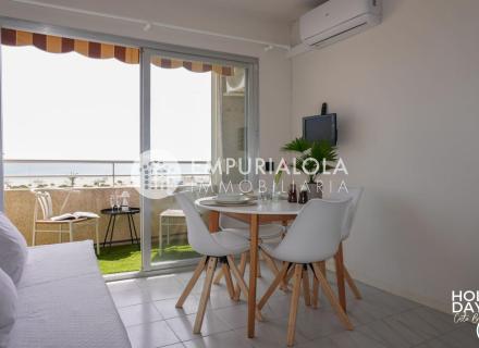Encantador estudio con vistas al mar y terraza privada