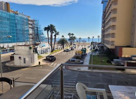 Roses - santa margarita: appartement proche de la plage à vendre