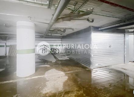 Plaza de parking sector club nautico