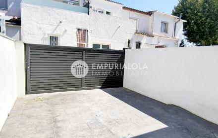 PHOTO-2025-12-17-12-33-15 13.jpg