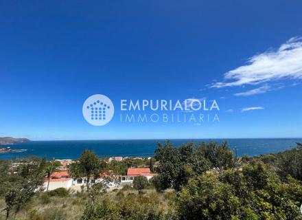 Terreno con 14 parcelas edificables, llançà (costa brava)