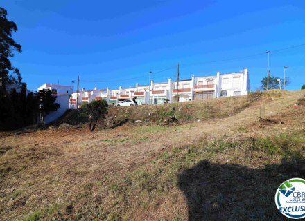 Terreno urbano de 1150m2 con vistas al mar