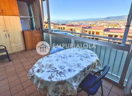 Encantador apartamento de 1 habitación con vistas panorámicas a la bahía de roses