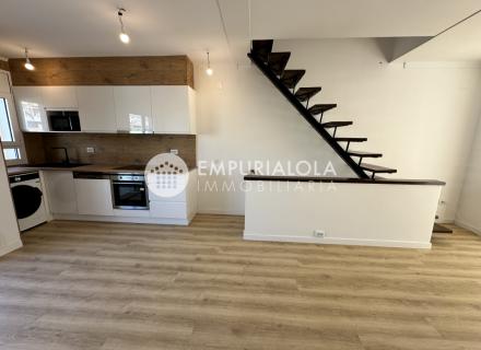 Sueño náutico exclusivo - casa de pescador, primera línea de agua en empuriabrava