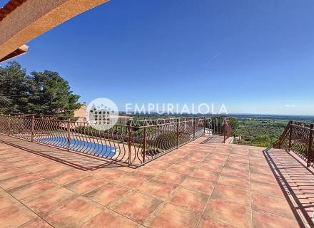 à vendre - villa de standing avec vue mer à pau, costa brava