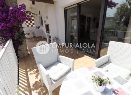 Se vende casa en mas bosca – roses