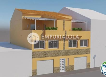 Construisez votre nouvelle maison dans un village rustique à seulement quelques minutes de la plage !