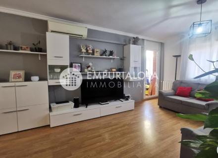 Amplio piso familiar con 4 habitaciones