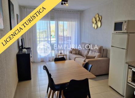 Encantador apartamento con licencia turística en la zona del puerto pesquero, roses.