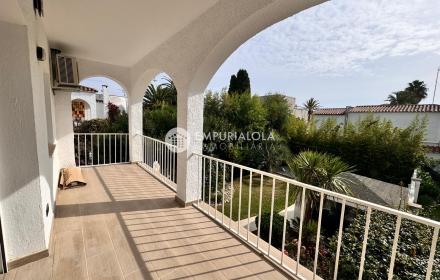 PHOTO-2025-10-06-11-57-23 2.jpg